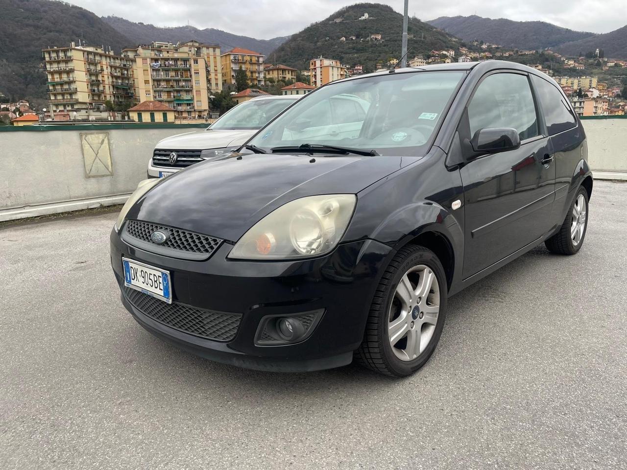 Ford Fiesta 1.2 16V 3p. Ghia - Neopatentati - Unico Proprietario