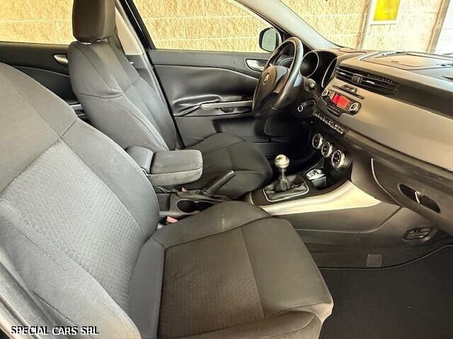 Alfa Romeo Giulietta 1.6 JTDm-2 Distinctive