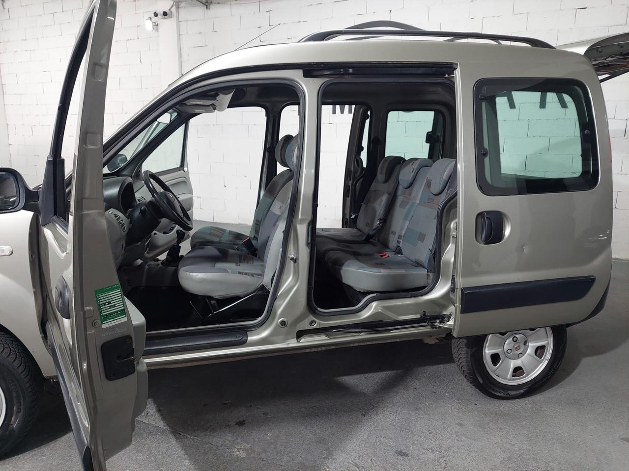 Renault Kangoo 1.6 16V 4x4 5p. Luxe