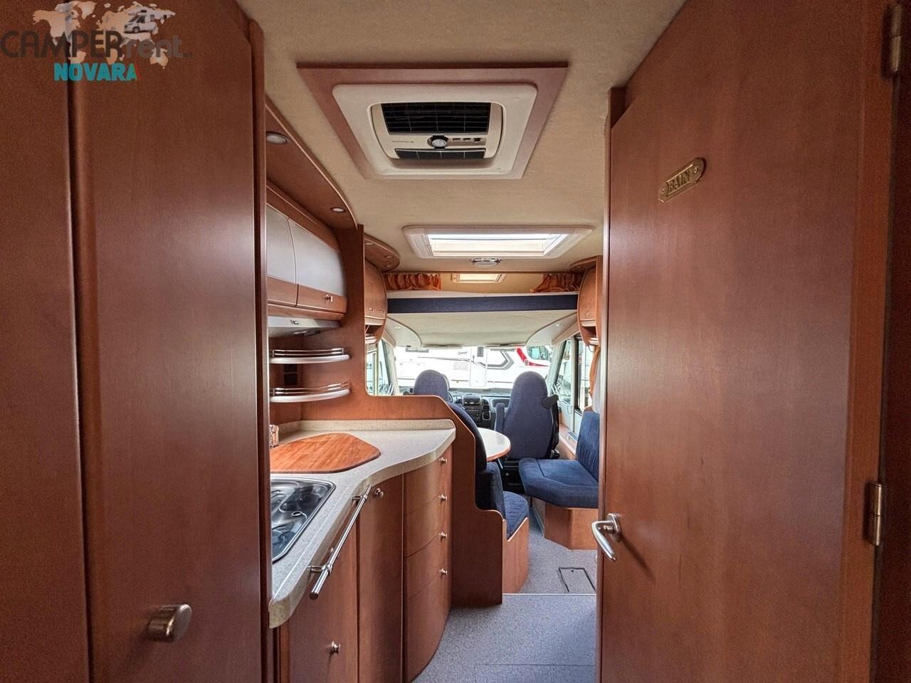 Carthago CHIC I 47 - MOTORHOME LETTO MATRIMONIALE E GARAGE