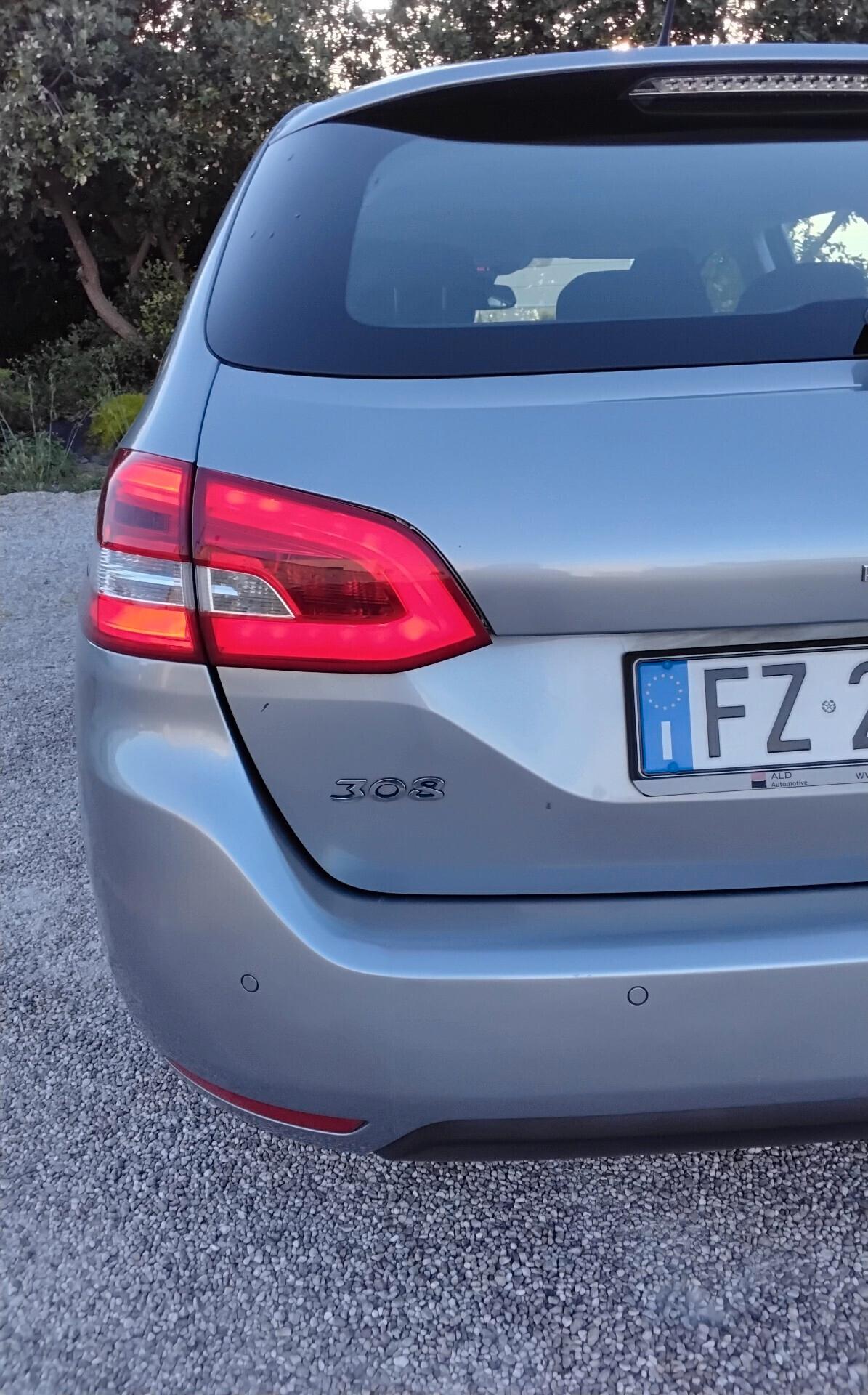 Peugeot 308 BlueHDi 100 S&S SW Active