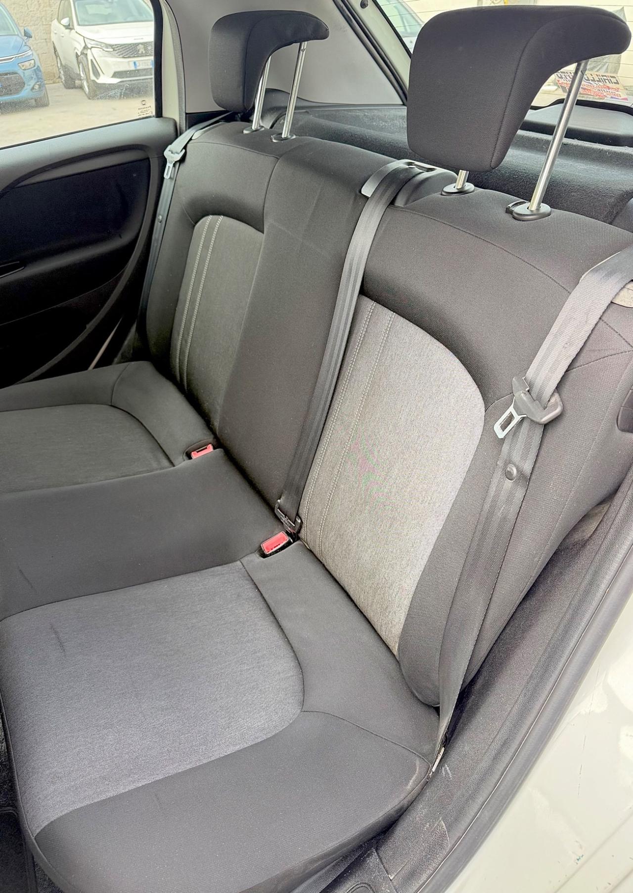 Fiat Punto 1.4 Natural Power 77 Cv