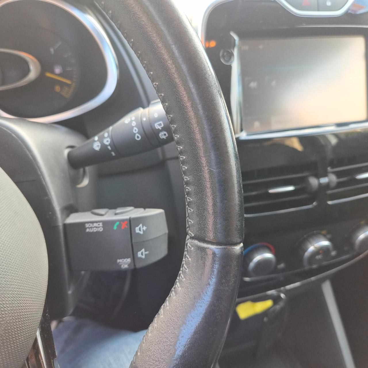 Renault Clio 1.5 dCi 8V 75CV 5 porte Costume National