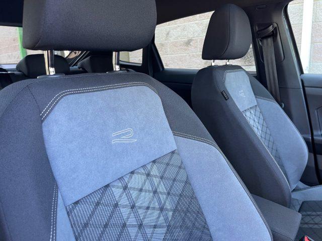 VOLKSWAGEN Taigo TSI 110CV R-LINE UNIPROPRIETARIO CERCHI DA 18"