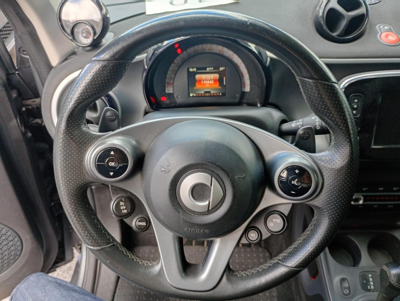 Smart ForTwo 90 0.9 Turbo twinamic Youngster