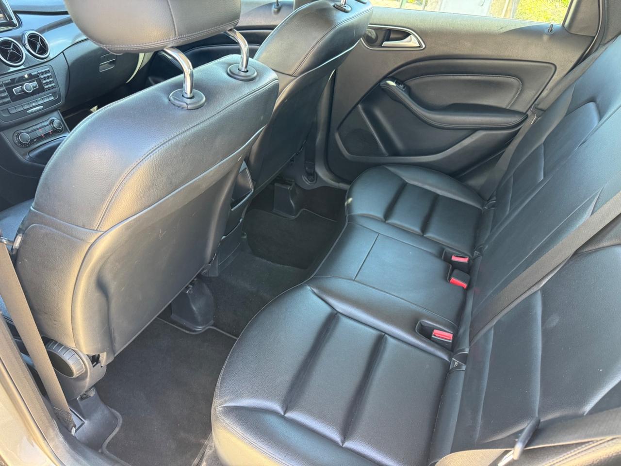 Mercedes-benz B 180 CDI BlueEFFICIENCY Premium