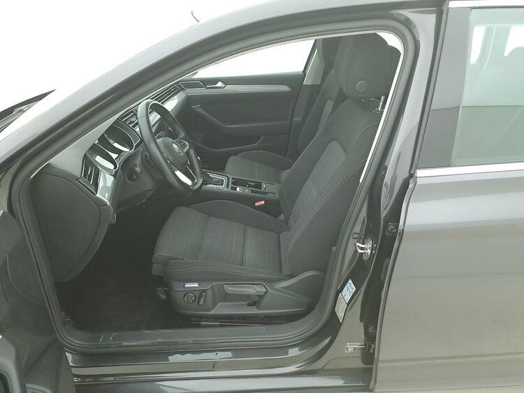 Volkswagen Passat Variant Business DSG BR990730 2.0 Diesel 150CV