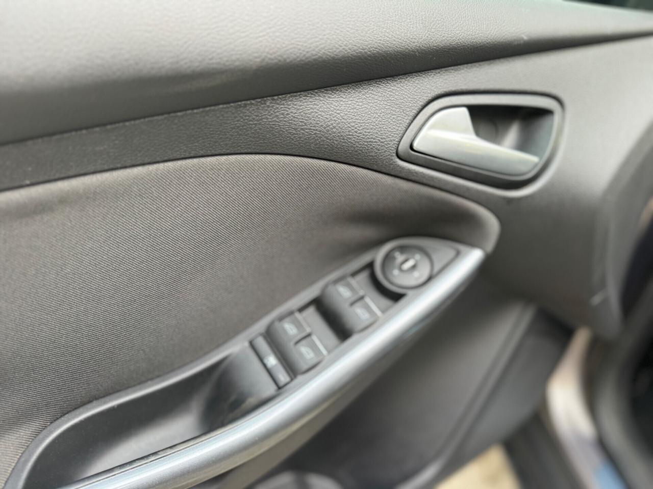 Ford Focus 1.6 TDCi 115 CV SW Titanium 2012