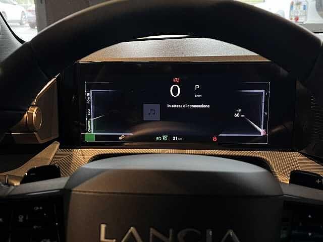 Lancia Ypsilon 1.2 Hybrid e-DCT LX