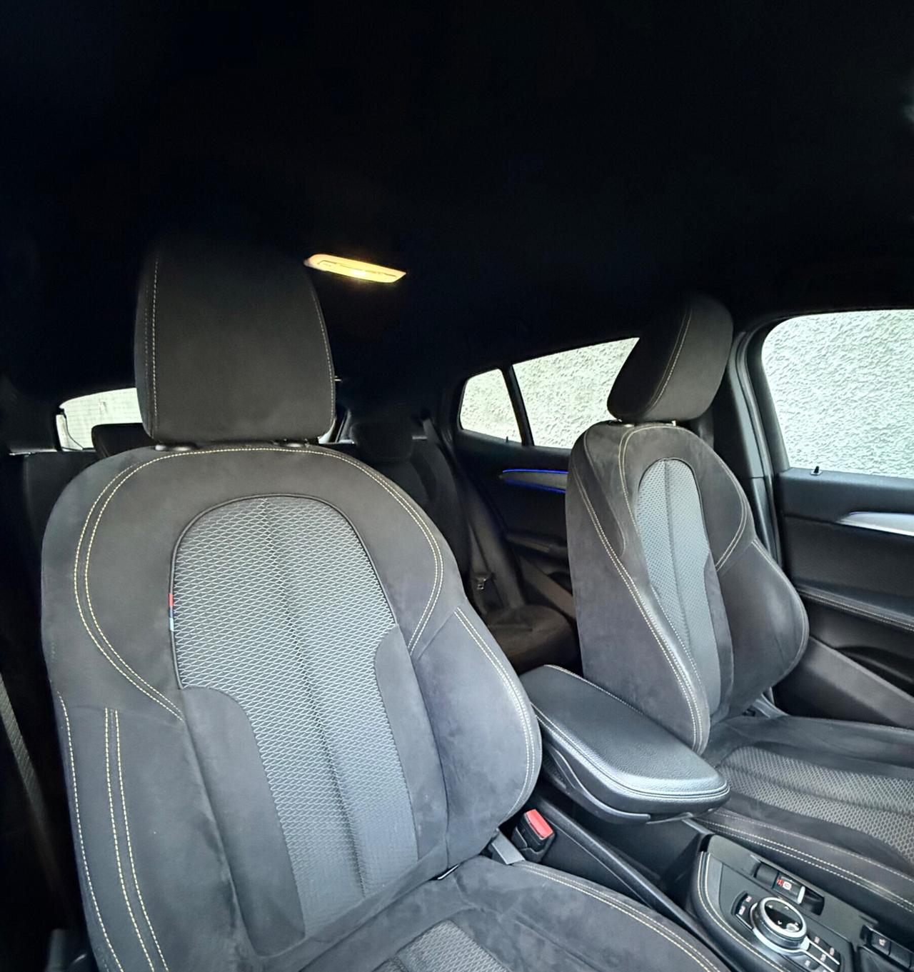 Bmw X2 xDrive20d Msport,LED multicolore,alcantara con cuc.gialle,cerchi neri,FULL OPTIONAL