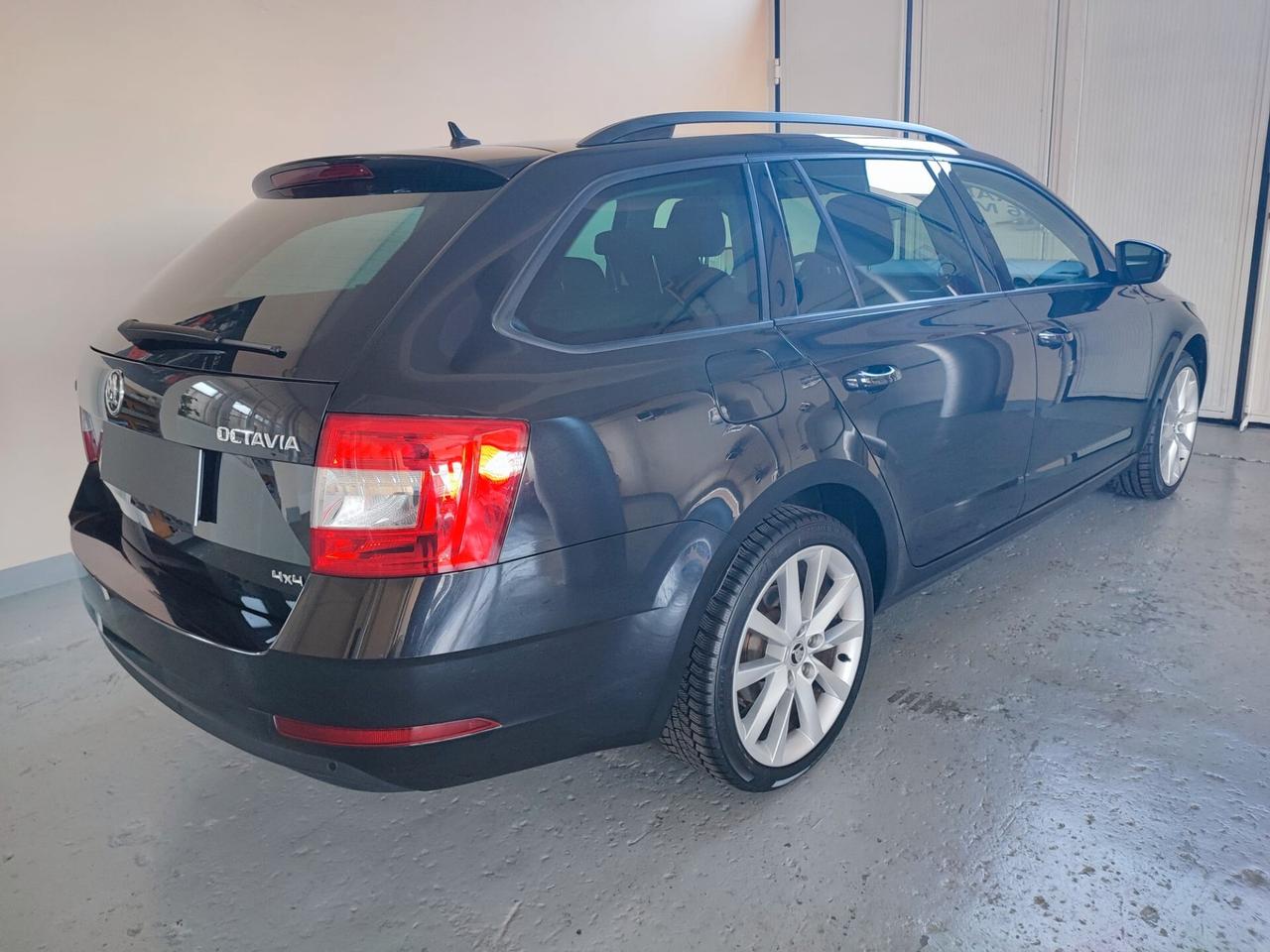 Skoda Octavia 2.0 TDI SCR 150 CV DSG Wagon Executive 4x4