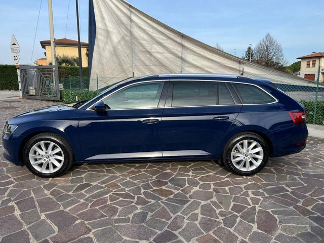 SKODA Superb 2.0 TDI 150 CV SCR DSG Wagon Executive