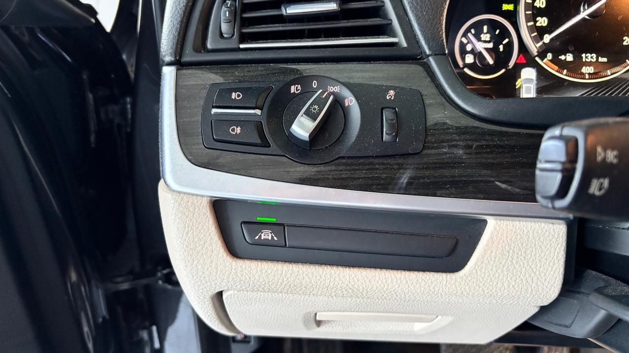 Bmw 520 520d xDrive Luxury