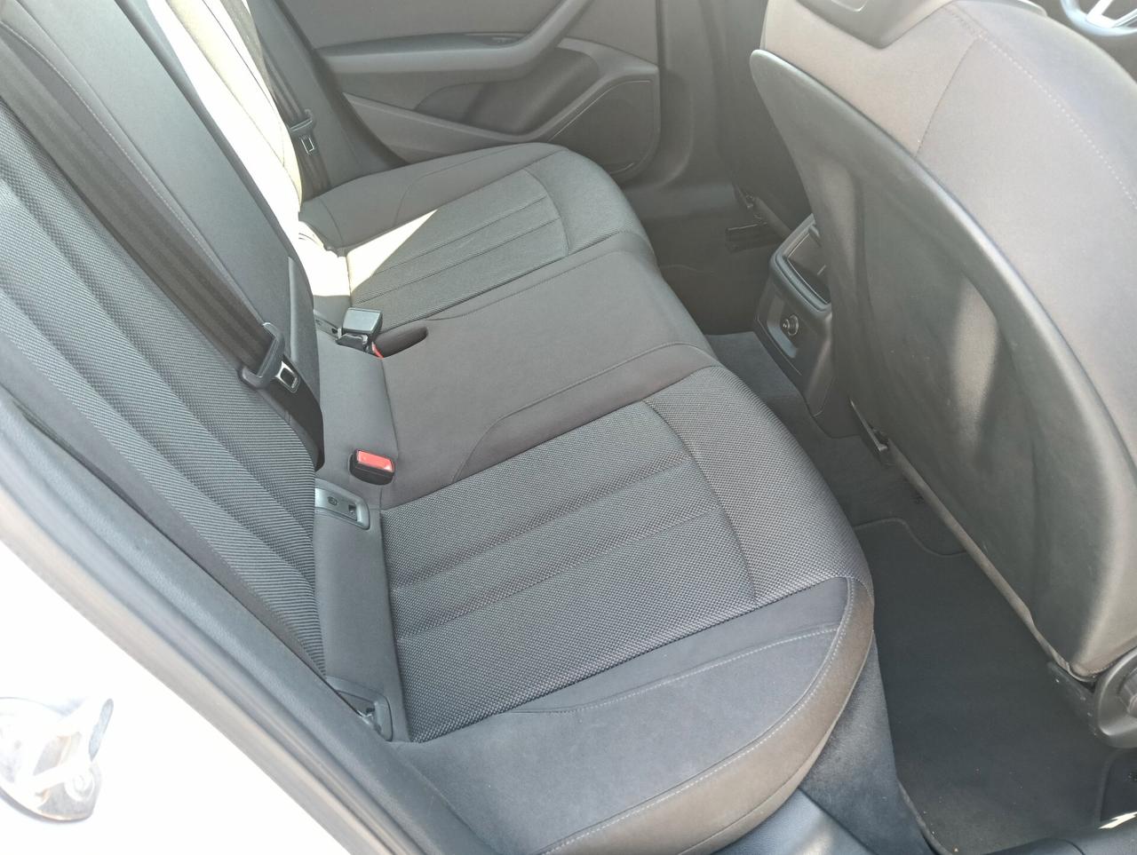 Audi A4 Avant 40 TDI S tronic Business