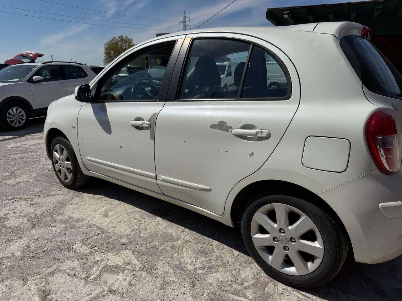 Nissan Micra 1.2 12V 5 porte Tekna neopatentati
