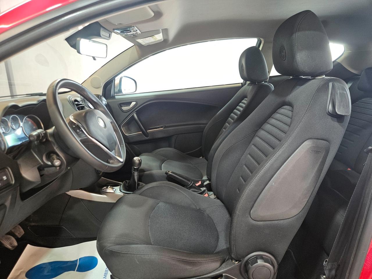 Alfa Romeo MiTo 1.3 jtdm 90cv - NEOPATENTATI