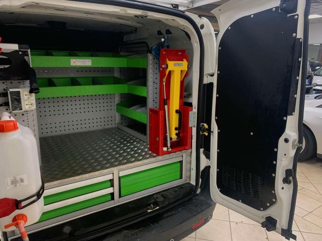 Fiat Doblò 1.4 T-Jet Natural Power *ATTREZZATO+220V*