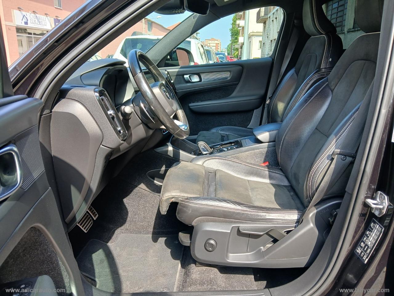 VOLVO XC40 D3 AWD Geartronic R-design