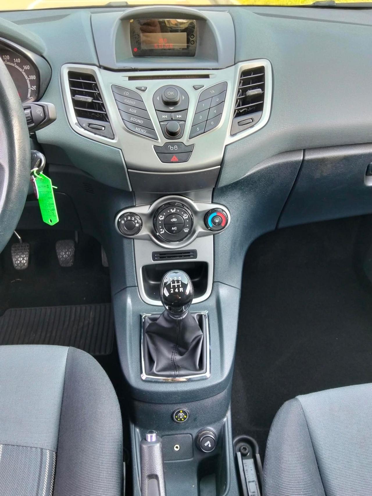 Ford Fiesta 1.4 3 porte Bz.- GPL*Aux*Bluetooth