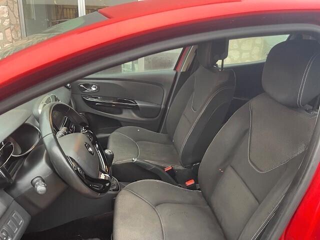 RENAULT CLIO 1.2 75CV LIVE+NAVI OK NEOPATENTATI