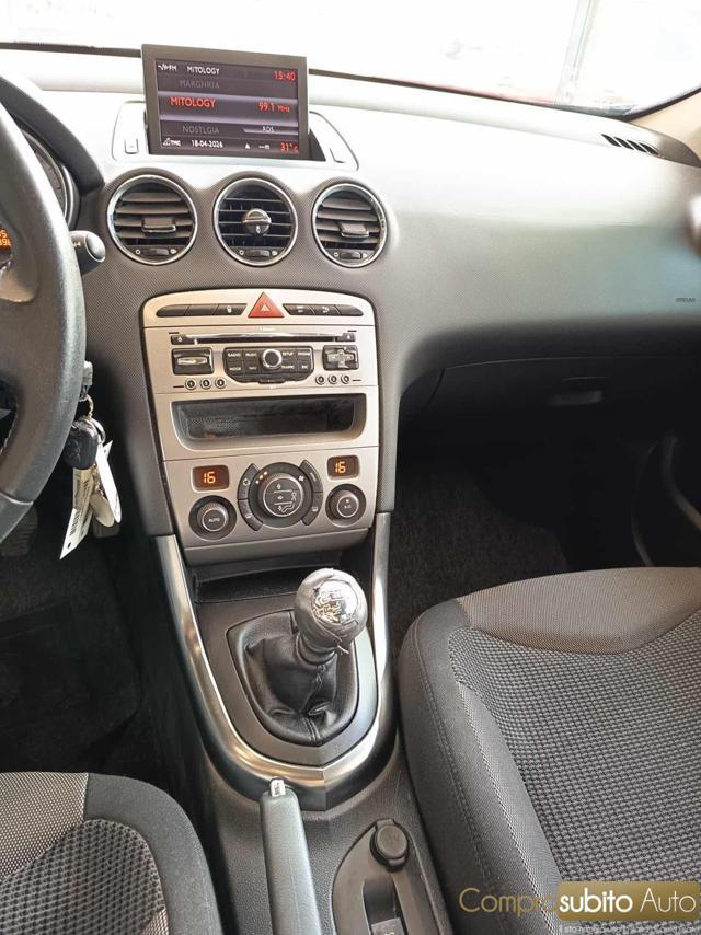 PEUGEOT 308 1.6 HDi 110CV 5p. Féline (6 Marce)