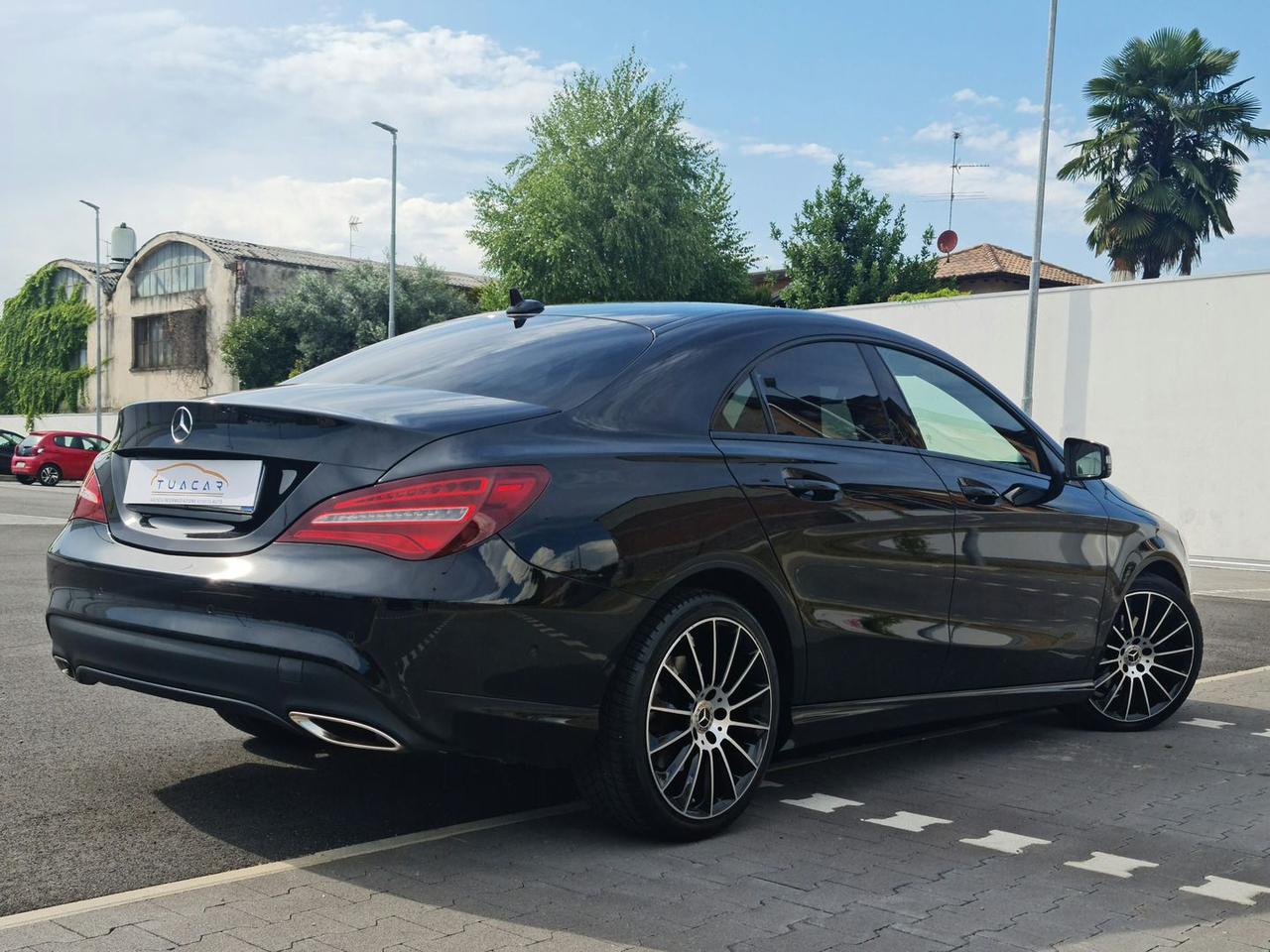 Mercedes-Benz CLA 180 BLUE EFICENCY PREMIUM #6083