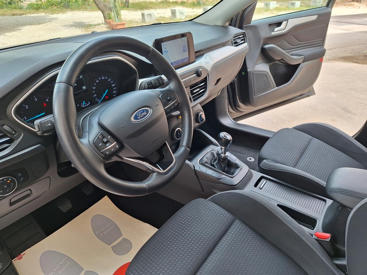 Ford NEW Focus 1.5 TDCi BERLINA CARPLAY 2018