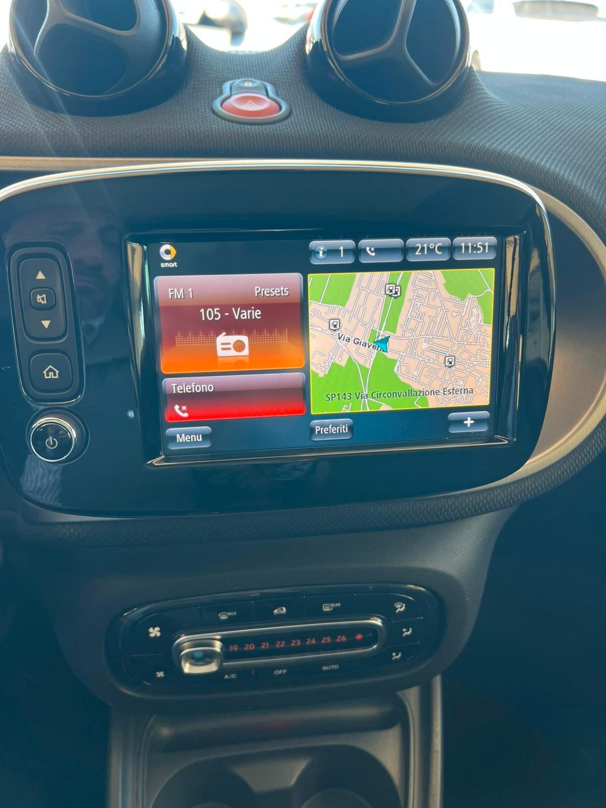 Smart ForTwo 70 1.0 twinamic Passion + TETTO PANORAMICO + NAVIGATORE