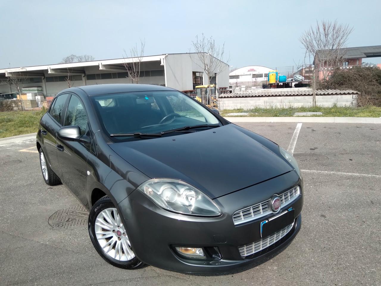 Fiat Bravo 1.4 90cv benzina 6marce Dynamic x neopatentati