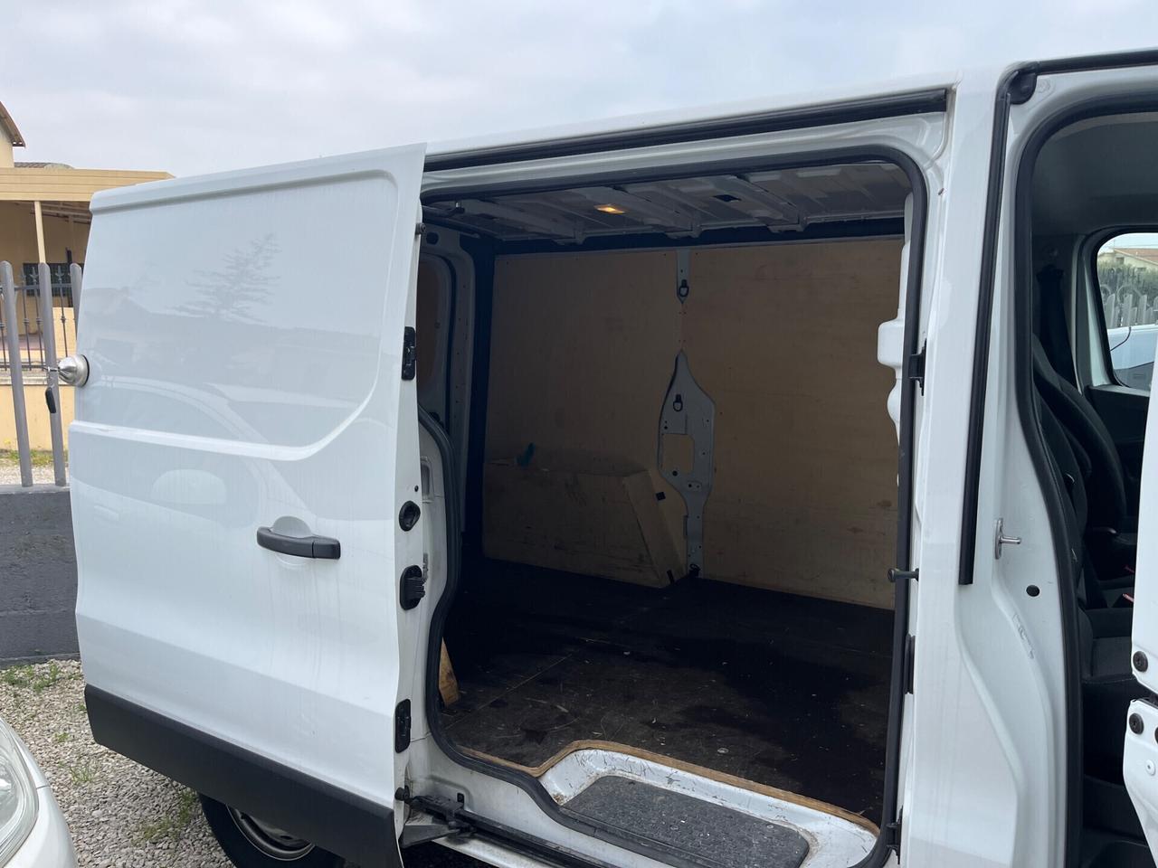 Renault TRAFIC 150 cv PC-TN