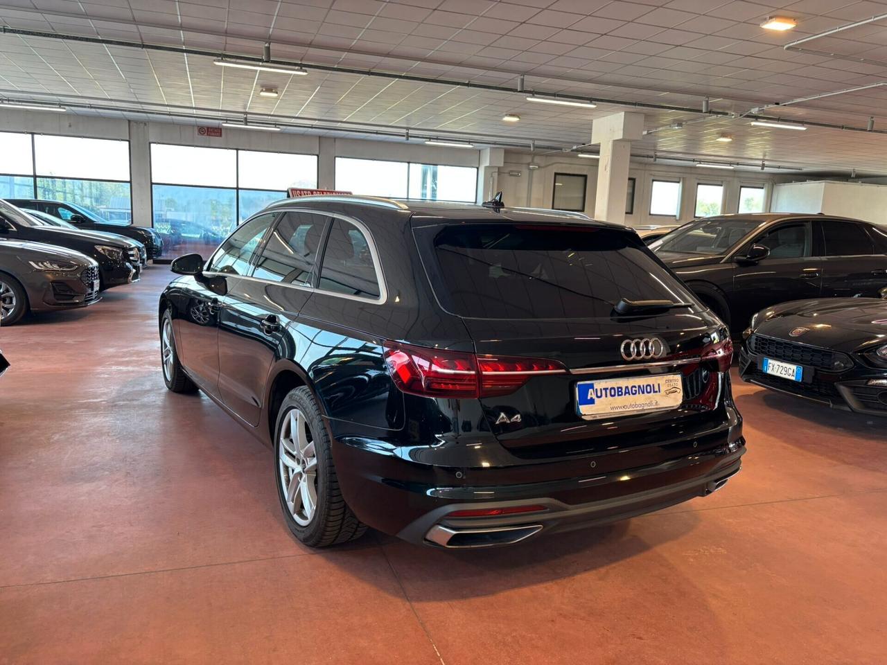 Audi A4 AVANT BUSINESS 30 TDI 136 CV S tronic