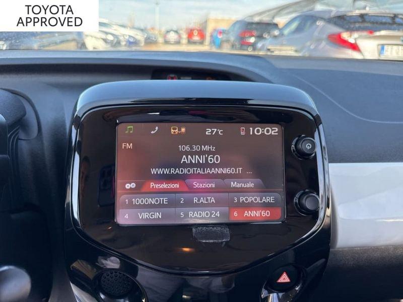 Toyota Aygo 1.0 X-PLAY 5P M-MT