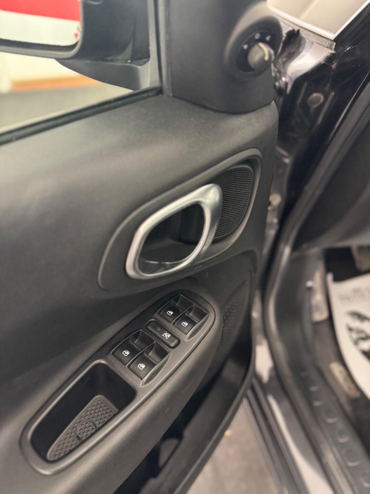 Fiat 500L 1.6 Multijet 120 CV Urban TETTO PANORAMICO APPLE CARPALY E ANDROID AUTO
