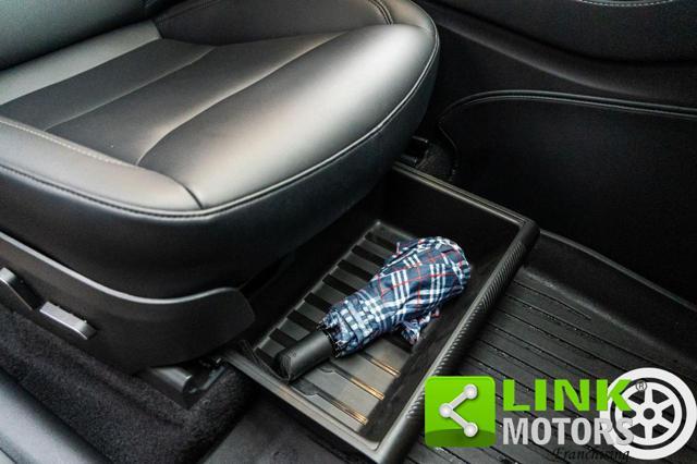 TESLA Model Y DUAL MOTOR LONG RANGE 2024 - GARANZIA UFFICIALE