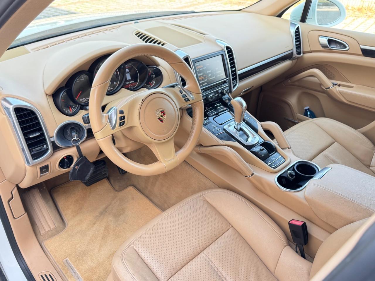 Porsche Cayenne 3.0 Diesel 245cv