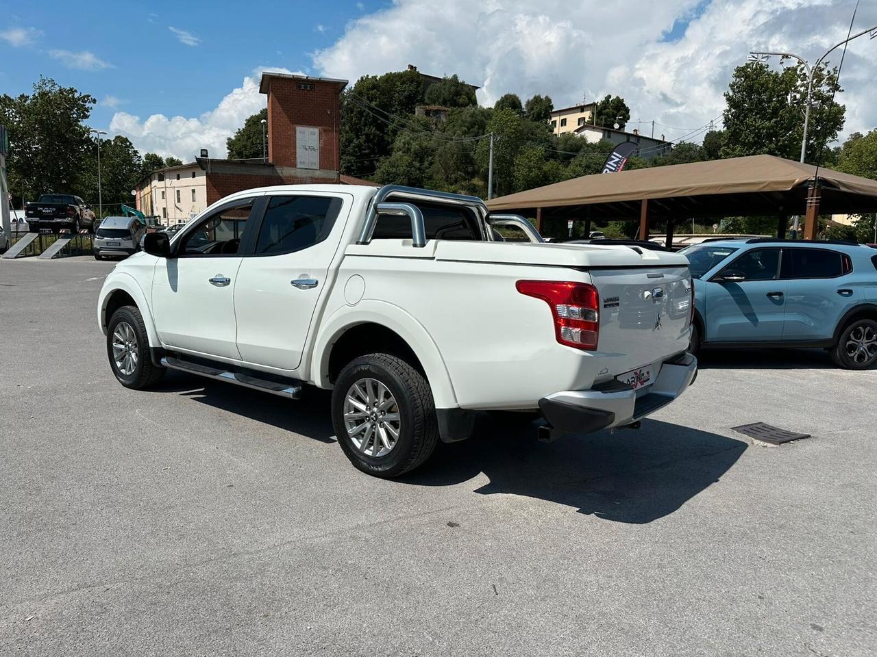 Mitsubishi L200 2.4 DI-D/154CV Double Cab Intense