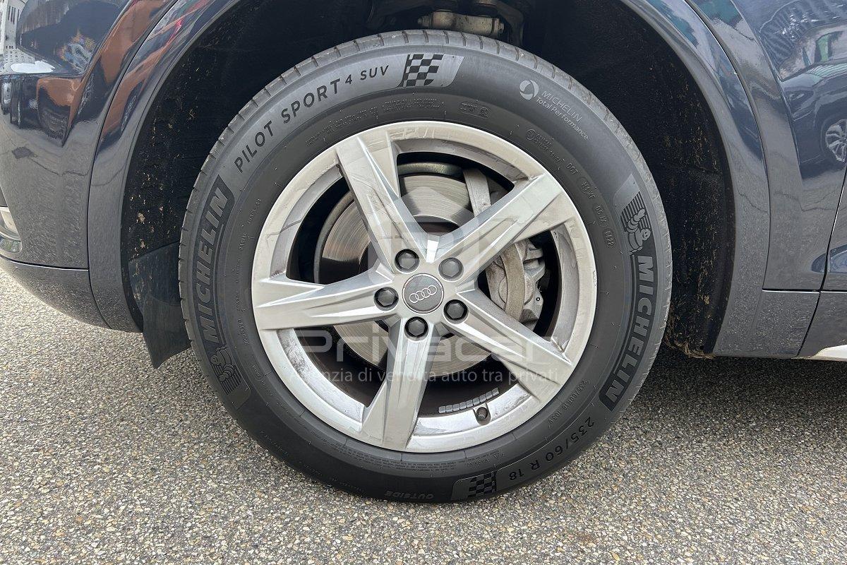 AUDI Q5 2.0 TDI 190 CV quattro S tronic Business