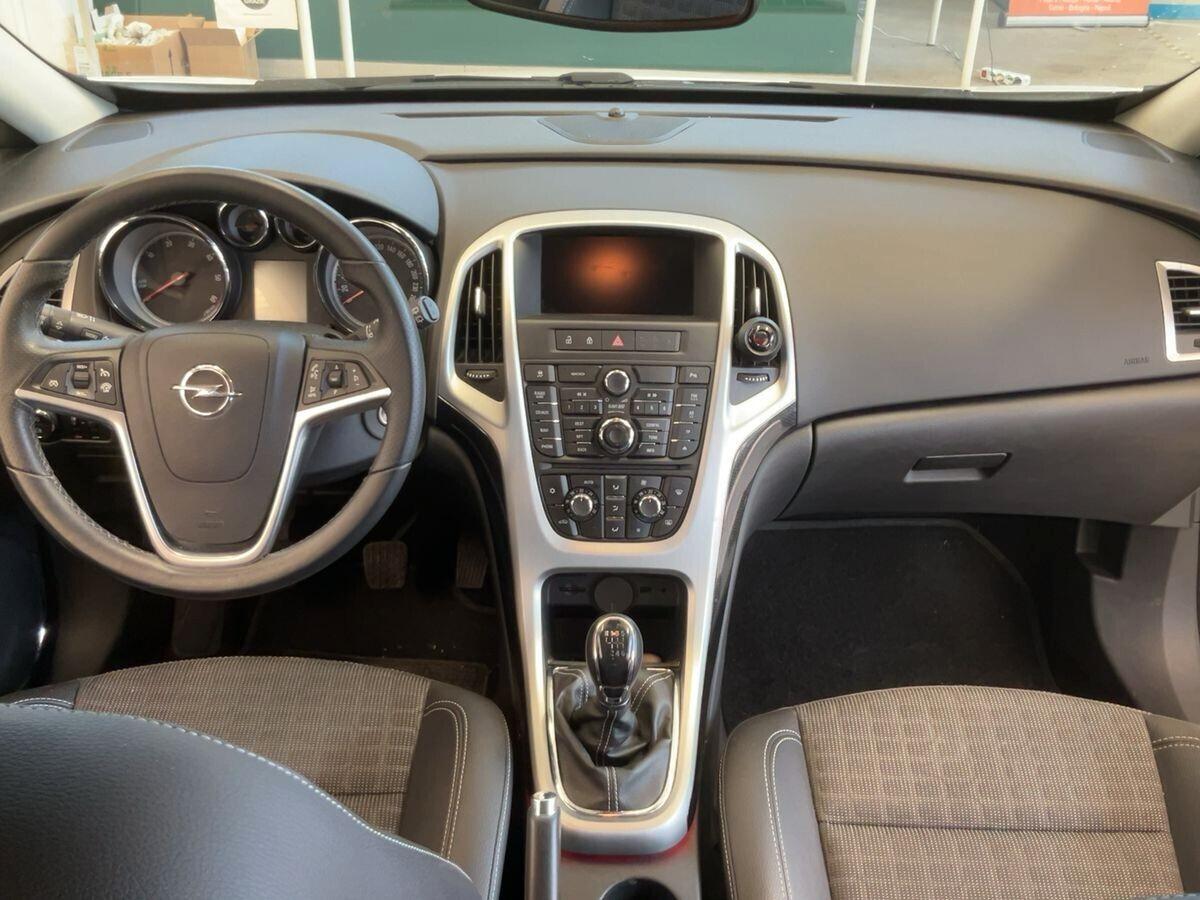 Opel Astra GTC 1.7 CDTI 130CV Cosmo E5B-IN ARRIVO!!!