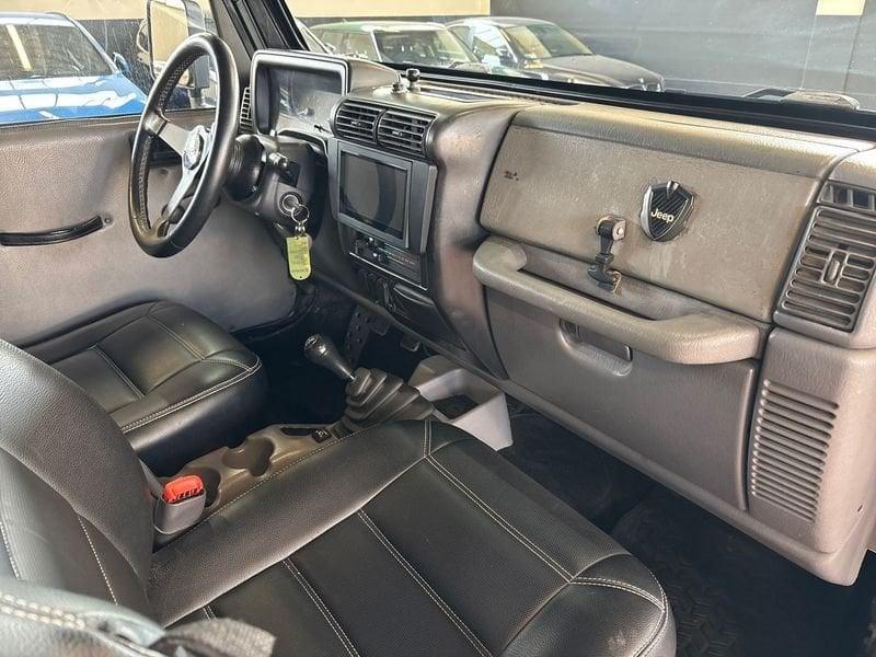 Jeep Wrangler Soft Top 2.5