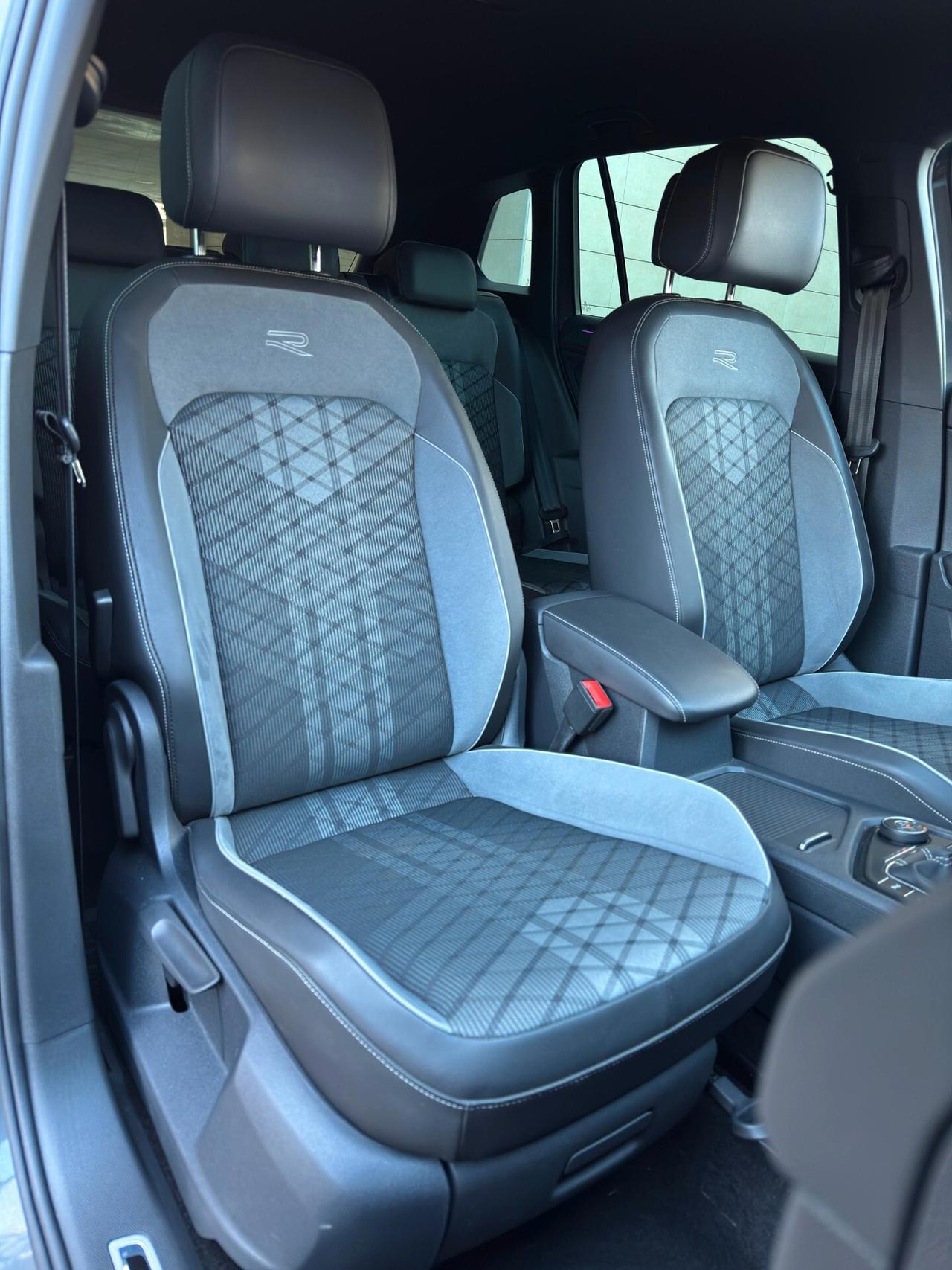 Volkswagen Tiguan 2.0 TDI 200 cv SCR DSG 4MOTION R-Line