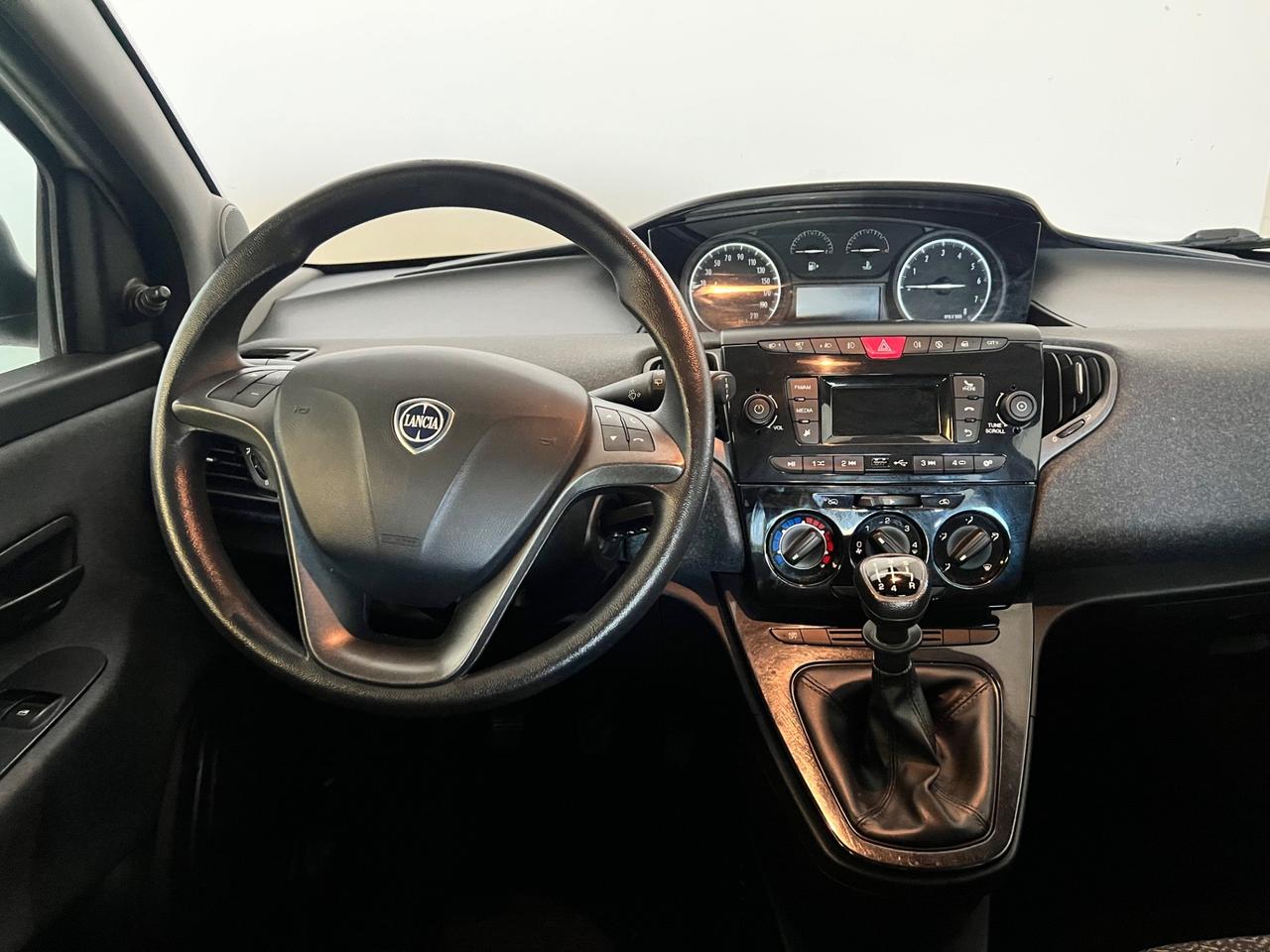 Lancia Ypsilon 1.2 69 CV 5 porte S&S Elefantino Blu
