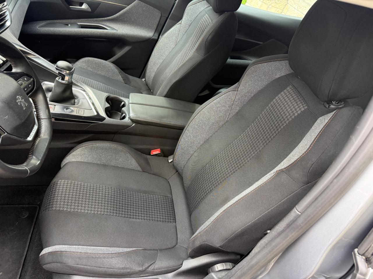 Peugeot 3008 BlueHDi 130 S&S Allure