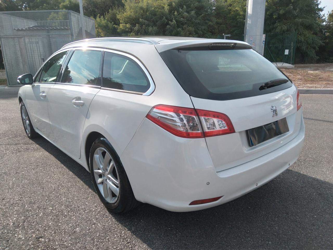Peugeot 508 2.0 HDi 140CV SW Ciel Allure x neopatentati
