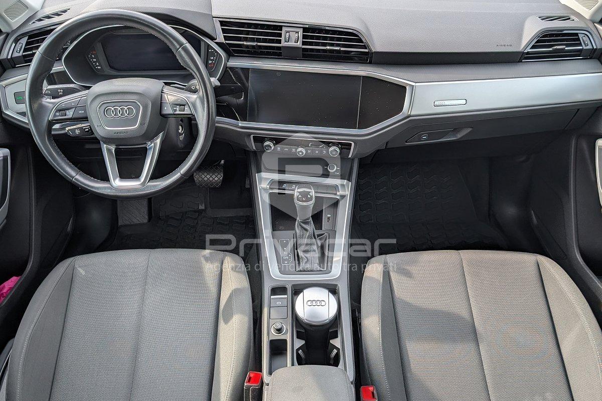 AUDI Q3 35 TDI S tronic