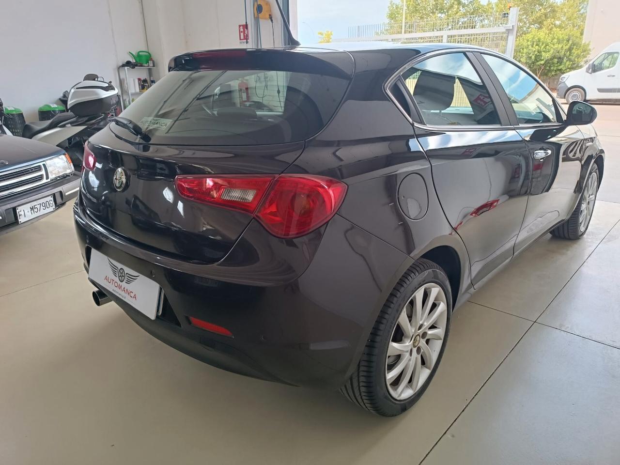 Alfa Romeo Giulietta 1.6 JTDm-2 105 CV Exclusive