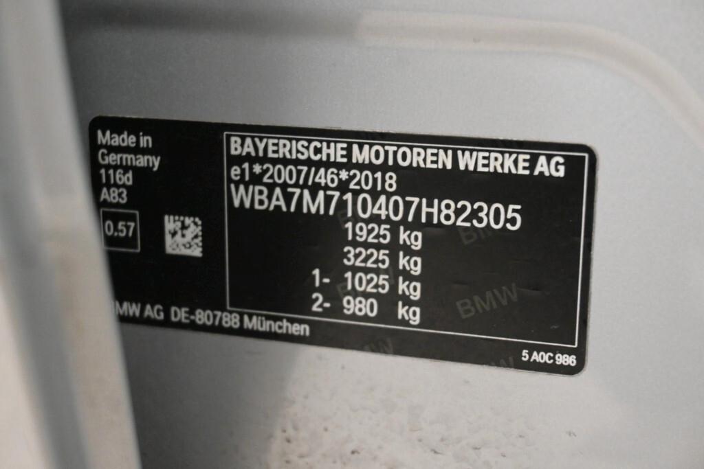 BMW 116D 6M. BUSINESS ADVANTAGE ( FARI LED - BMW DIGITAL COCKPIT - CLIMA BIZONA - PDC - NAVI - MIRROR - CRUISE )