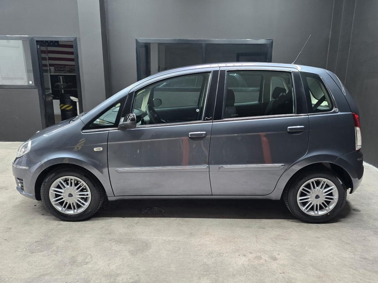 Lancia MUSA 1.3 Mjt 95 CV 5th Avenue