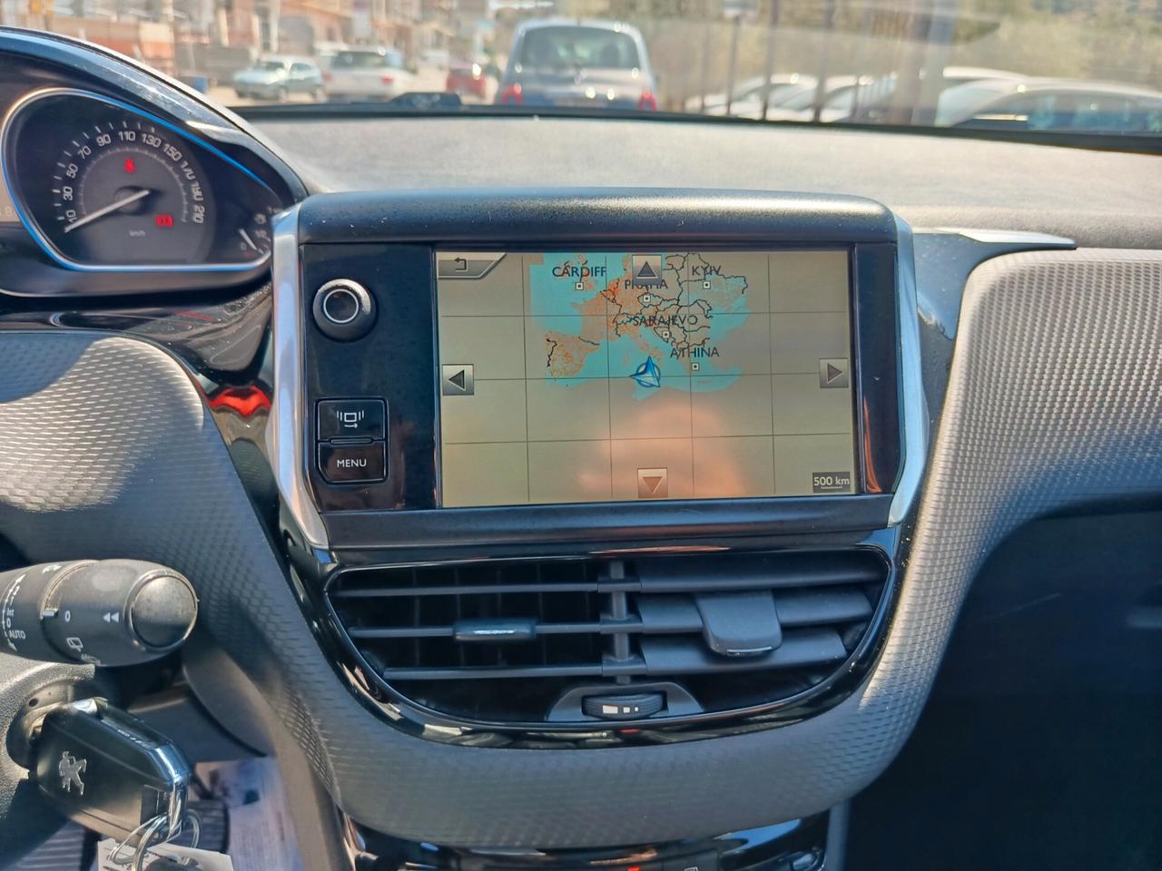 Peugeot 2008 1.6 e-HDi 92 CV Stop&Start Urban Cross