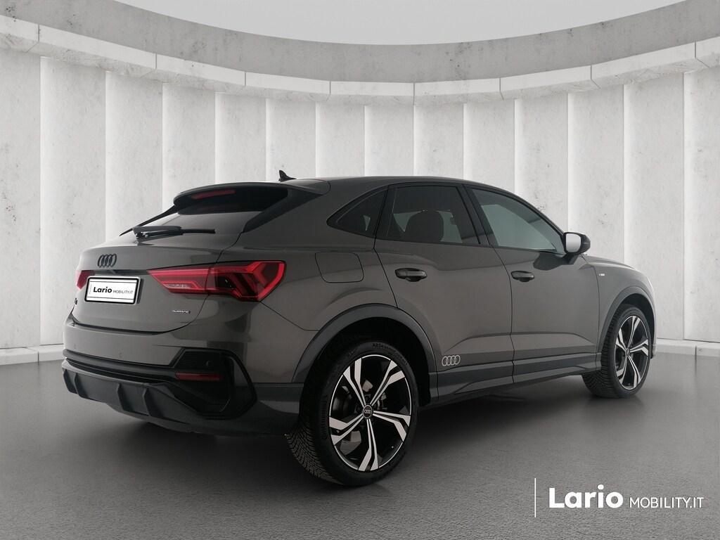 Audi Q3 40 2.0 TFSI Identity Black quattro S tronic