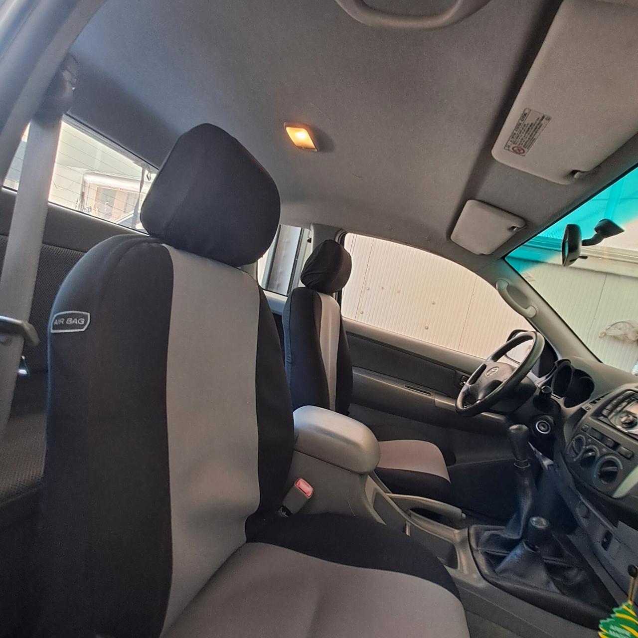 Toyota Hilux 2.5 - Gancio Traino - Pochi km
